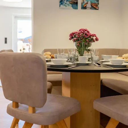 Felding 4 Апартаменти *